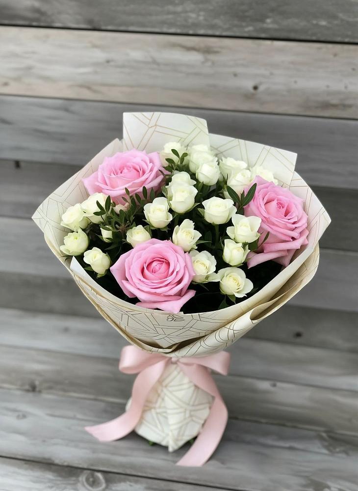 Букет цветов из: Розы в Большое Грызлово
