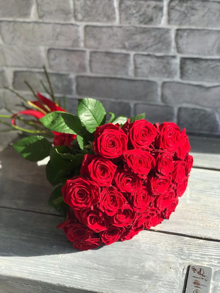 Букет Красные розы Фридом в Большое Грызлово