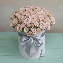 Цветочная композиция из Розы в шляпной коробке в Большое Грызлово