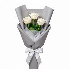 Букет 3 белые розы в Большое Грызлово