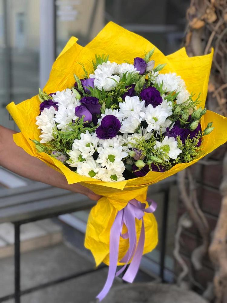 Букет цветов из: Ирисы, Хризантемы и Ромашки в Большое Грызлово