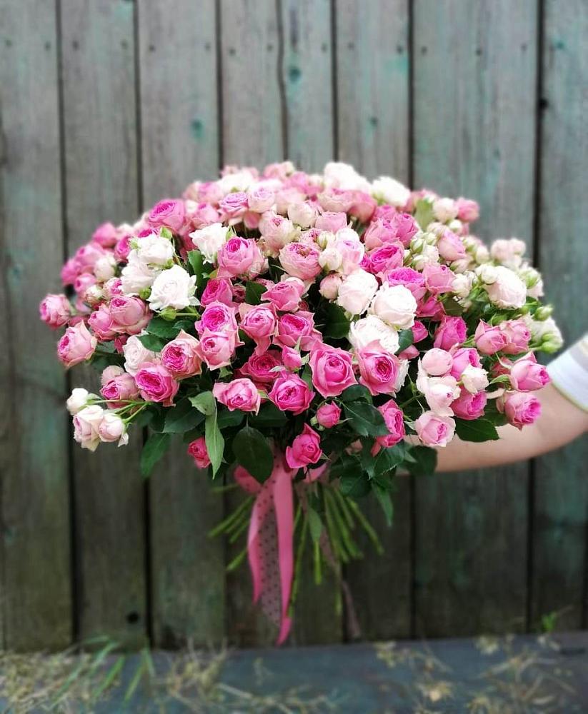 Букет Розовые кустовые розы Натали и Лав Лидия в Большое Грызлово