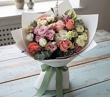 Букет цветов из:  Розы, Лизиантусы и Гвоздики в Большое Грызлово