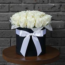 Цветочная композиция из Розы в шляпной коробке в Большое Грызлово