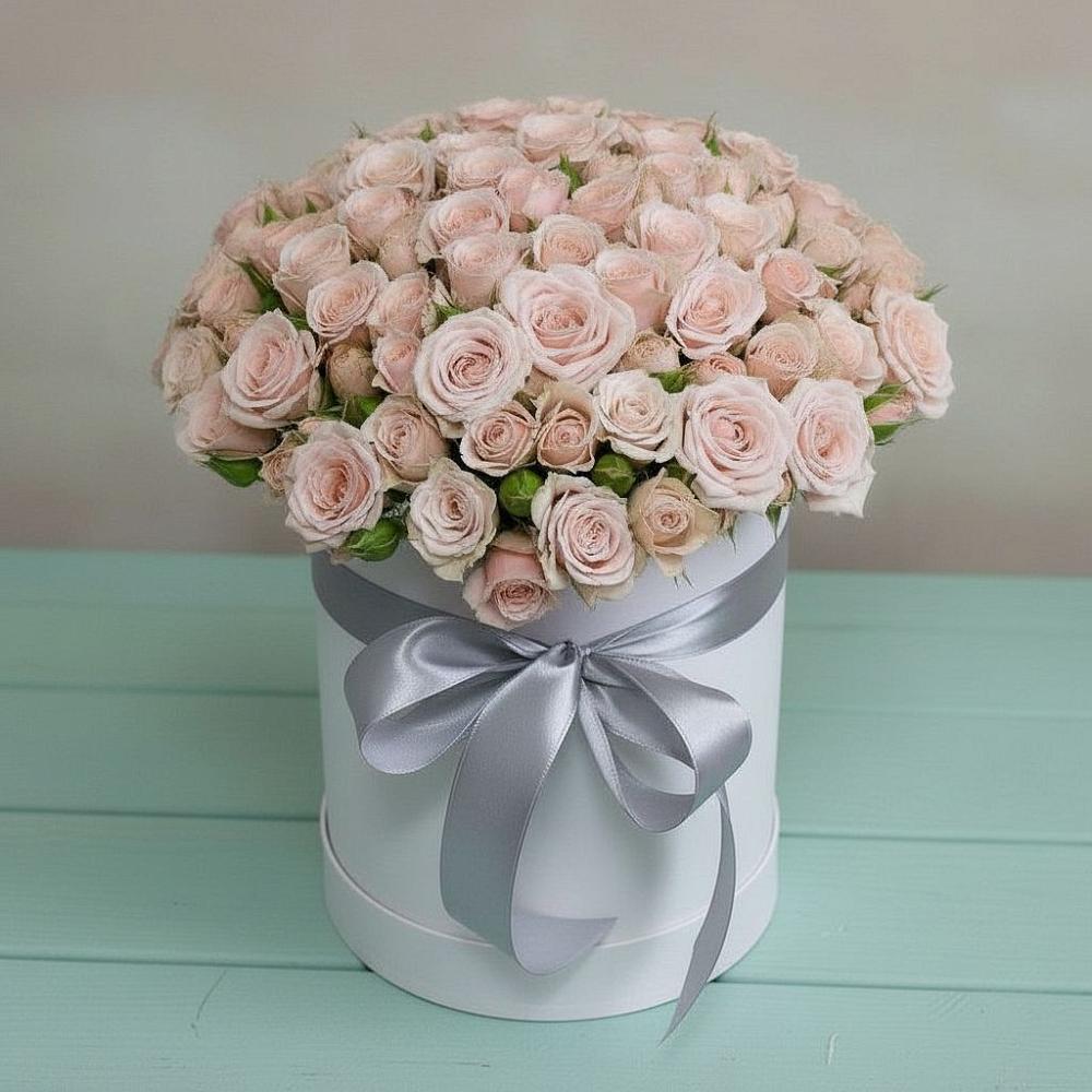 Цветочная композиция из Розы в шляпной коробке в Большое Грызлово